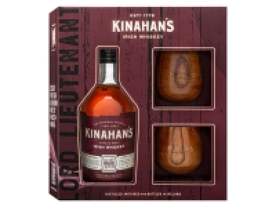 Kinahans Kasc M + 2 Holzbecher-Geschenkbox 45% Vol