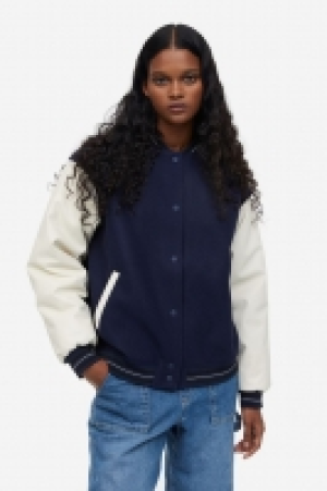 Baseballjacke 17.99 €