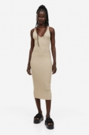 Bodycon-Kleid in Rippstrick 25.99 €