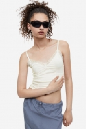 Trägertop mit Spitze 1.99 €