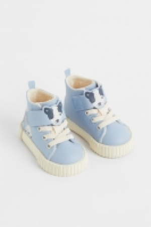 HM  Sneaker mit Warmfutter