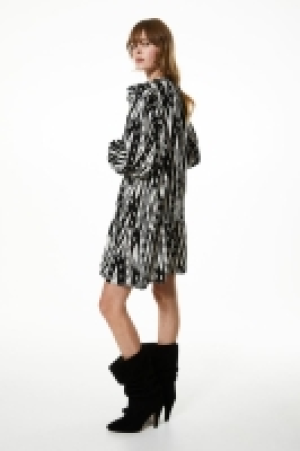 Kleid mit Volants 9.99 €