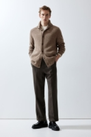 HM  Cardigan mit Trichterkragen in Regular Fit