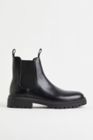 Chelseaboots 31.99 €