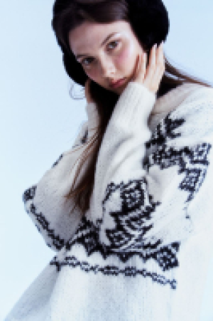HM  Oversized Pullover in Jacquardstrick
