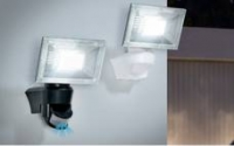 LED-Aussenstrahler mit Bewegungsmelder 49.99&nbsp;&euro;