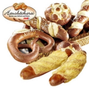 Laugenbrezeln, -stangen, Fu&szlig;ballbr&ouml;tchen oder K&auml;selaugenbrezel, -stang 0.99&nbsp;&euro;