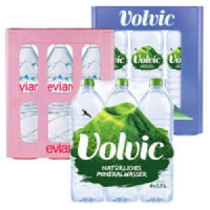 Volvic Naturelle, leichtperlig oder Evian