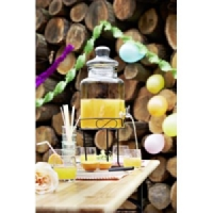 Saft Dispenser auf St&auml;nder
