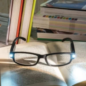 Lesehilfe mit LED-Licht 3.99&nbsp;&euro;