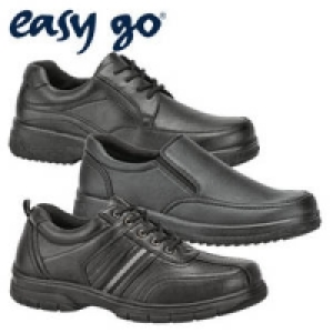 Aktuelle Herren-Slipper oder -Schn&uuml;rer 19.95&nbsp;&euro;