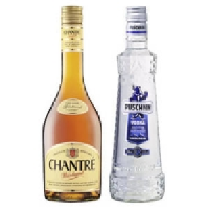 Chantr&eacute; Weinbrand, Cuv&eacute;e Rouge, Puschkin Vodka oder Whipped Cream
