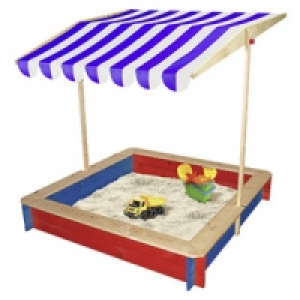 Holzsandkasten mit Dach