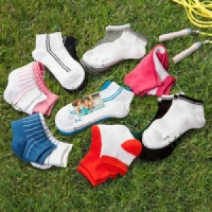 Sportsocken 2.99&nbsp;&euro;