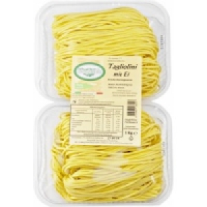 Frische ungef&uuml;llte Pasta