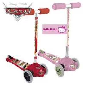 Scooter Twist & Roll Cars oder Hello Kitty