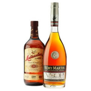 Remy Martin V.S.O.P. oder Matusalem Rum Gran Reserva