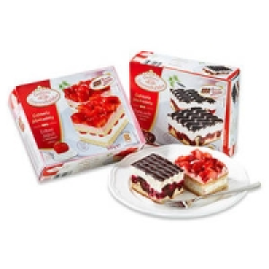 Coppenrath & Wiese Cafeteria fein & sahnig Donauwelle oder Erdbeer-Jog