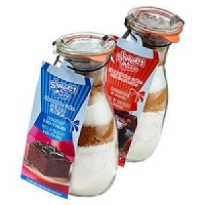 Sweet & More Backmischung in der Flasche