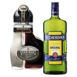 Sheridans Double Liqueur oder Becherovka