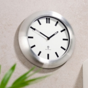 Funkwanduhr 9.99&nbsp;&euro;