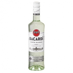 Bacardi Rum Carta Blanca oder Oakheart 37,5/35 % Vol., jede 0,7-l-Flas 8.99&nbsp;&euro;
