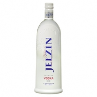 Real  Jelzin Premium Vodka Ice 42 % Vol., jede 0,7-l-Flasche