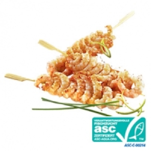 Garnelen-Spieß aus einer ASC-zertifizierten Aquakultur, vor Verkauf ge