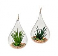 NKD  Deko-Glas mit hübscher Kunstpflanze, ca. 12x19cm