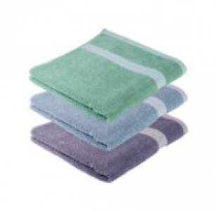 Duschtuch mit hübscher Bordüre, 70x140cm 5.99 €