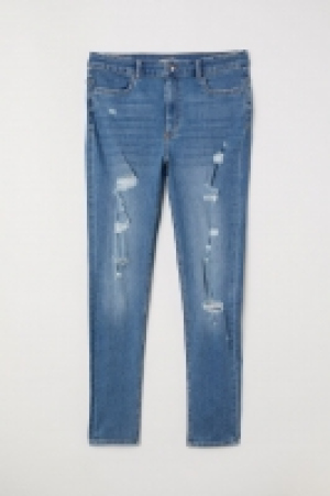  H 11.99 €