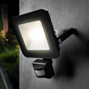 LED-Fluter 12.99 €