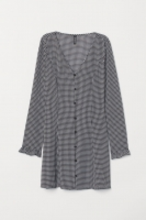  Kleid mit V-Ausschnitt 13.99 €