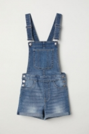  Latzshorts aus Denim 16.99 €