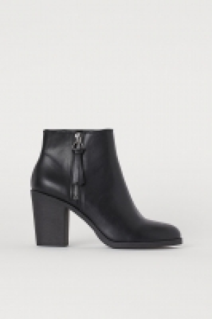  Ankleboots 17.99 €