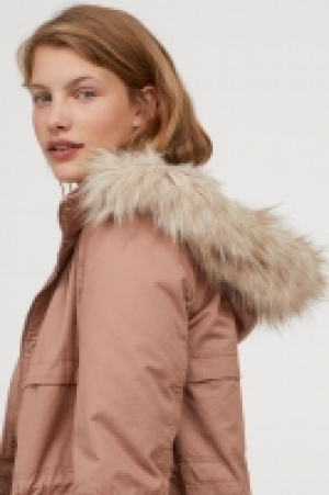  Parka mit Teddyfutter 27.99 €