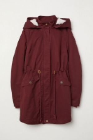  Wattierter Parka mit Kapuze 21.99 €