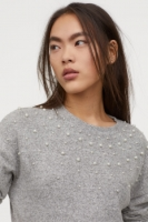 HM   Feinstrickpullover mit Perlen