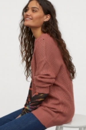 HM   Pullover mit Lochmuster