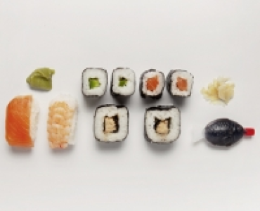 SNACK TIME Sushi Box 1.99 €