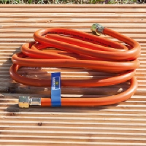 Gasschlauchleitung 3 m 8.99 €