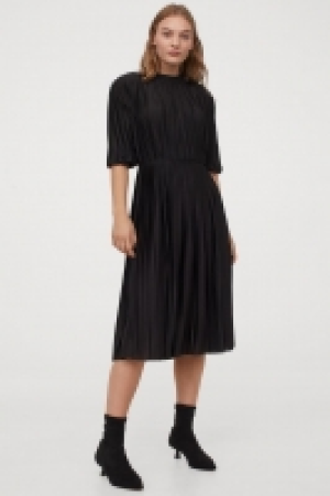 Plissiertes Kleid 10.99 €