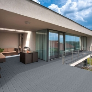 Aldi Süd  WPC-Terrassendielen 6m², grau