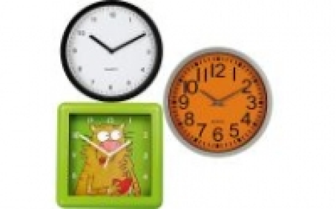 Wanduhr 3.99&nbsp;&euro;