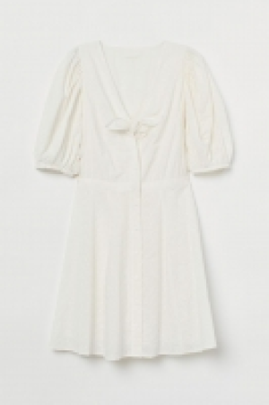 Kleid mit Broderie Anglaise 17.99 €