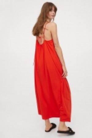 Langes Trägerkleid 9.99 €