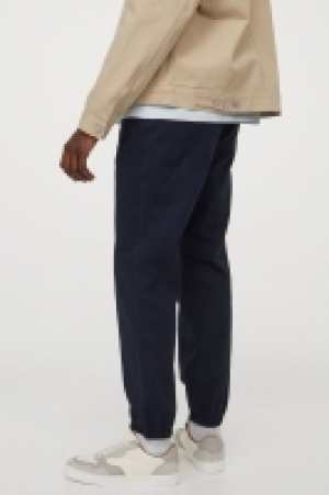 Joggers mit Leinen Regular Fit 9.99 €