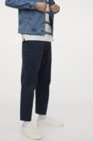 Chino Regular Fit 7.99 €