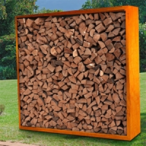 Holzlager Nanga