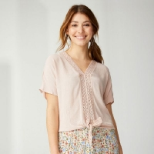 Damen-Bluse mit Zierknoten 7.99 €
